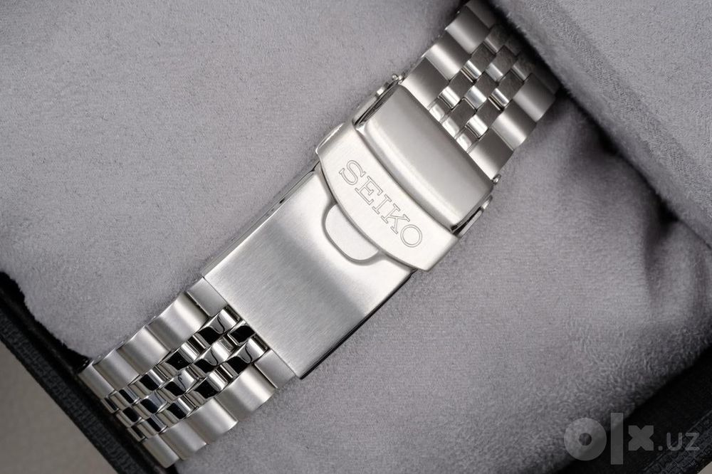 Seiko 5 Sports GMT