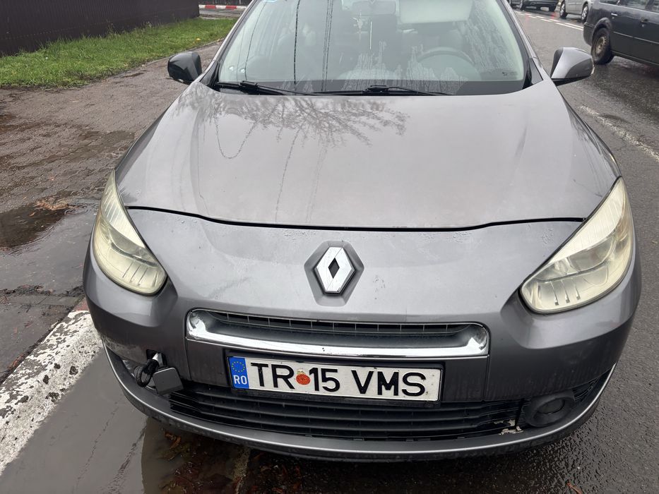 Bara fata renault fluence 2011