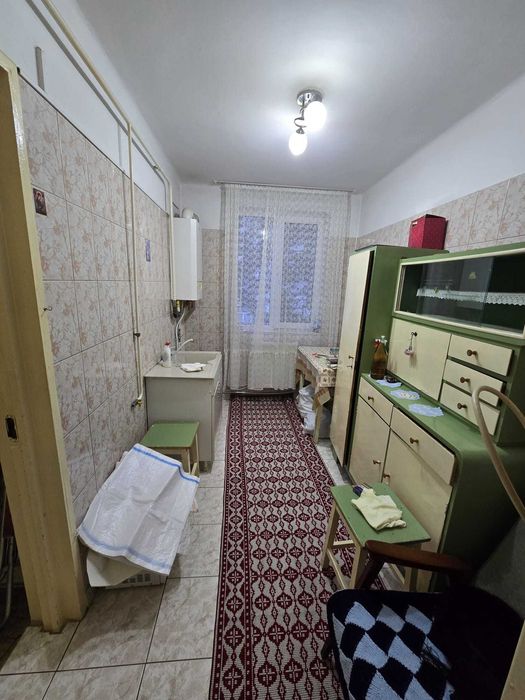 vand apartament 2 camere dragasani