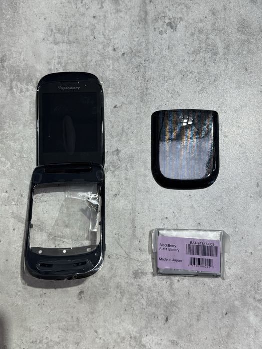 Black berry 9670 ORIGINAL korpus new