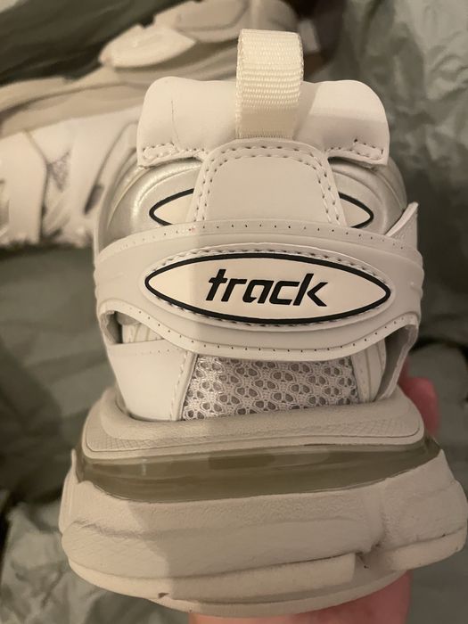 Balenciaga track