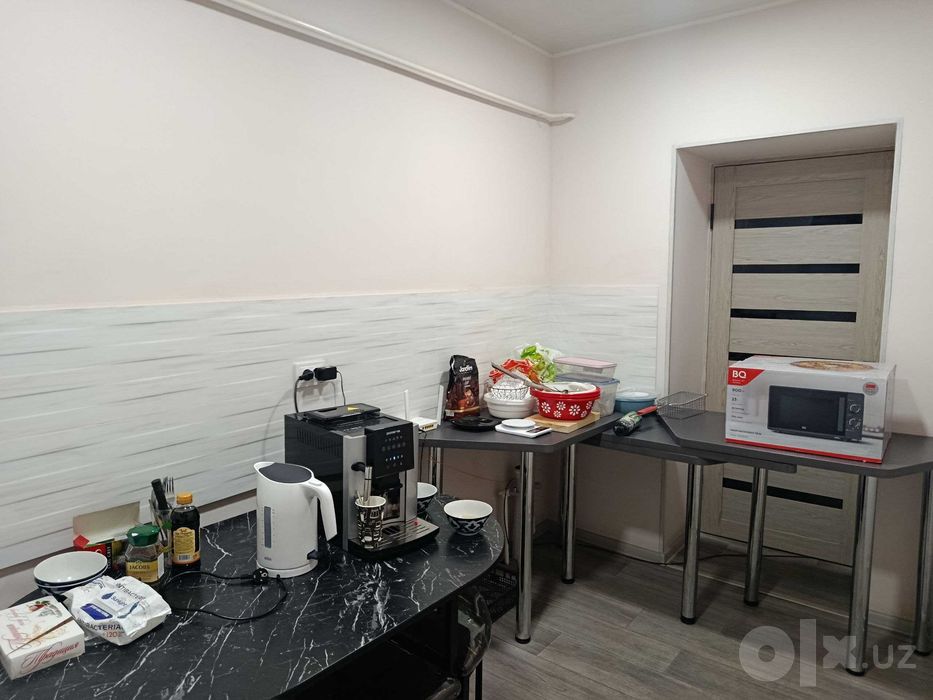Bodomzorda 65 m² tayyor jihozlangan ofis ijaraga — mebelsiz xarajatsiz