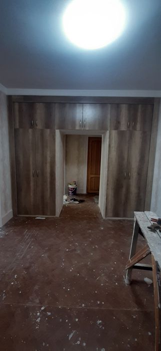 Мебельщик плотник