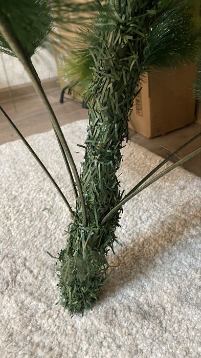 Елка искусственная