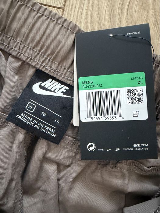 Джогеры брюки карго Nike