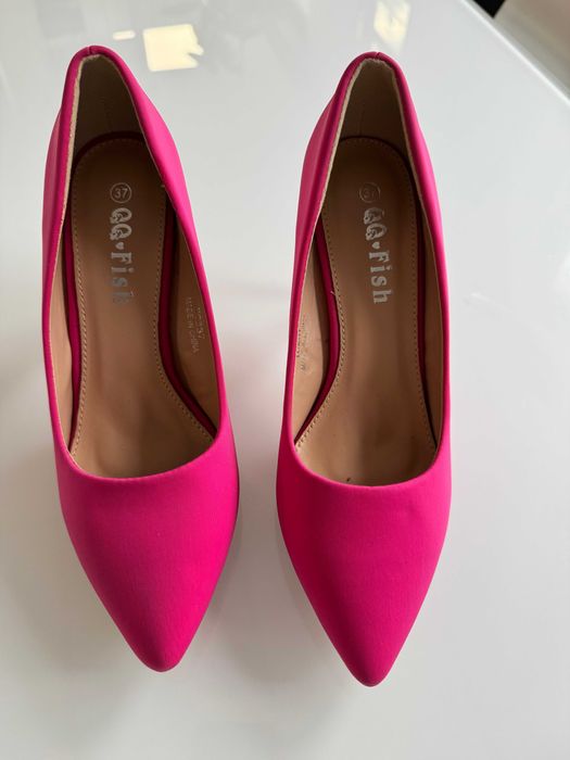 Нови розови обувки на висок ток - 37 номер