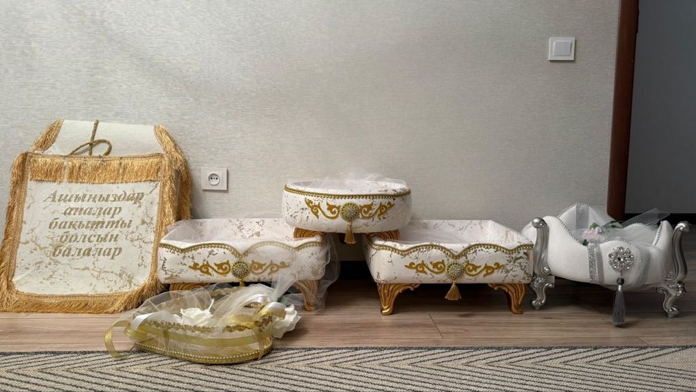 Продам корзины новые