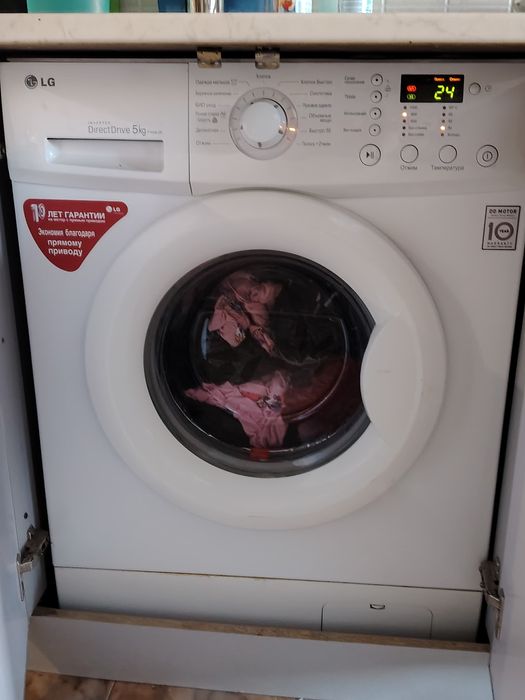 Продается стиральная машина работает