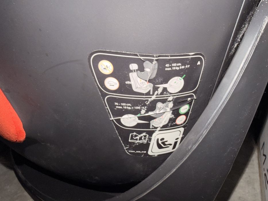 Cybex Syrona m2 + Isofix база
