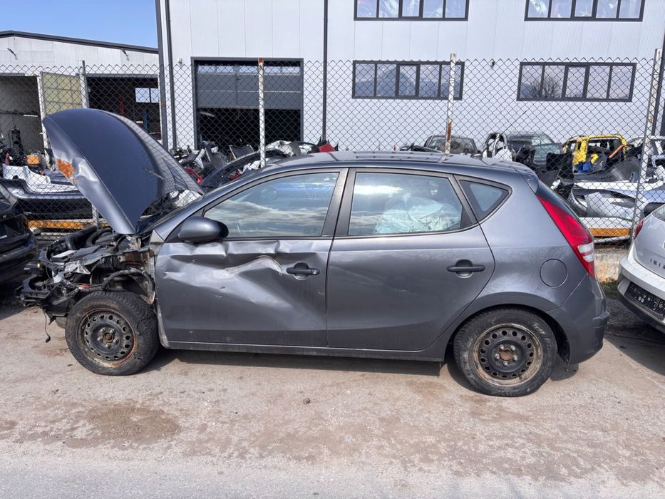 HYUNDAI i30 за части