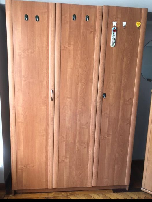 Шкаф в хорошем состоянии