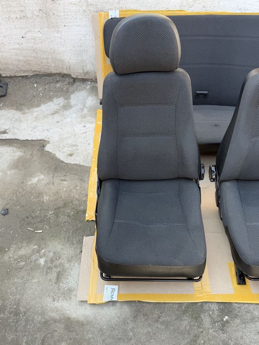 Сиденья на ниву.