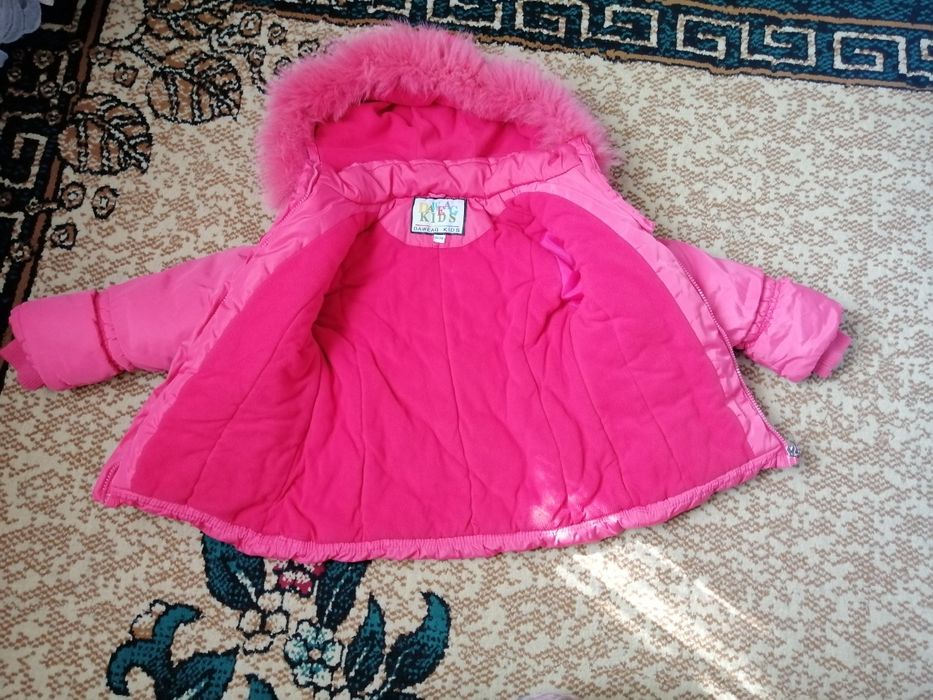 Детские  зимние куртки .