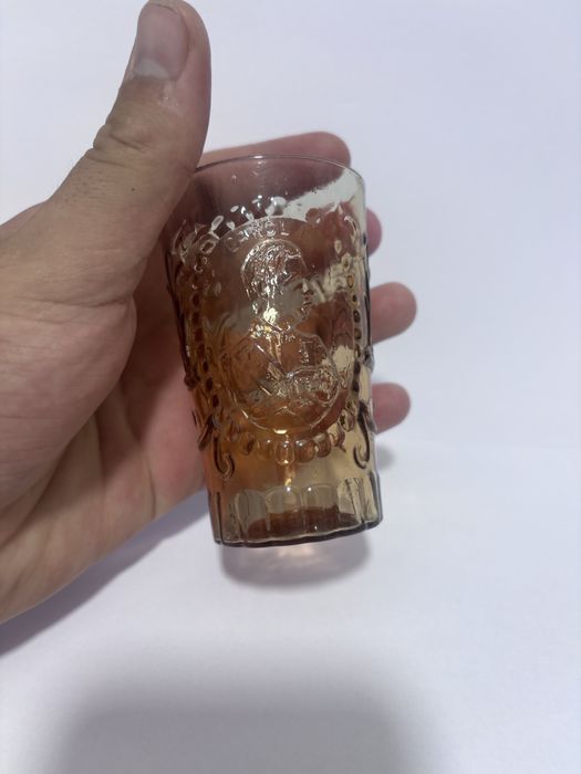 Pahar vintage Regele Carol al II-lea – sticlă presată rară, anii ’30