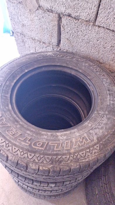 Летние шины на 235,75,15