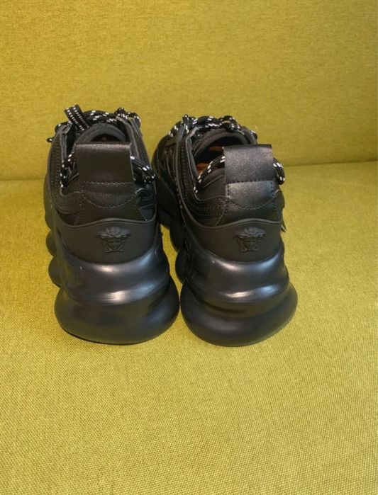 Versace chain reaction