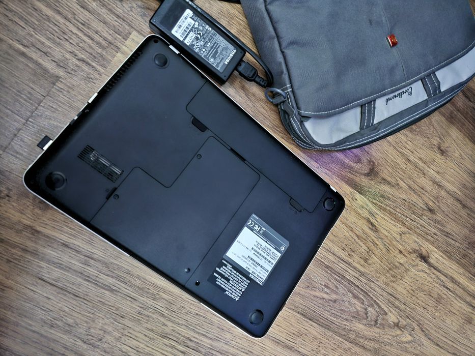 Мини лэптоп для работы Intel core i3 / 8 GB