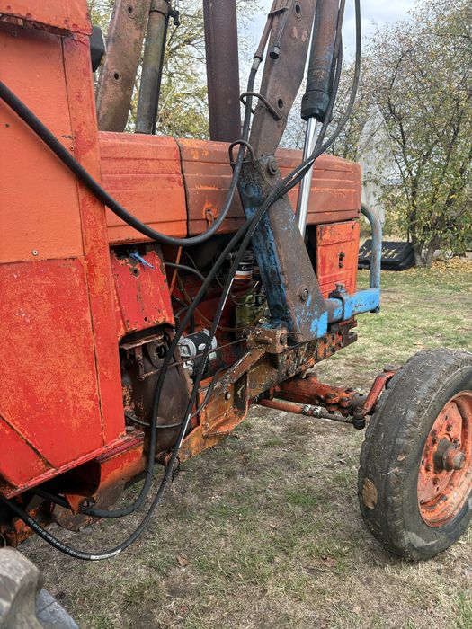 Tractor utb 650