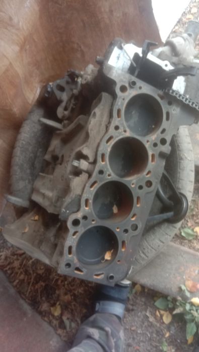 двигатель на  TAYOTA PREVIA