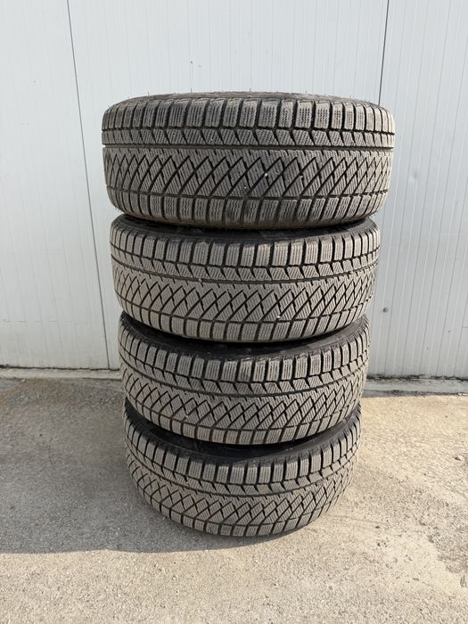 Jante Bmw 5x120 R17 cu anvelope iarna senzori   225/55/17 DOT 2124