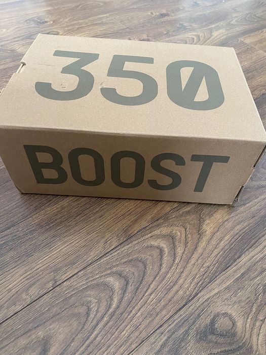Маратонки Adidas Yeezy Boost 350 бели