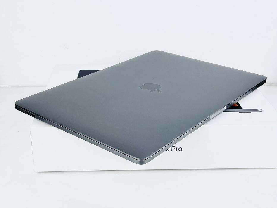 Macbook Pro 15 2017 i7 2,9Ghz 16RAM 512GB Space Gray Гаранция!