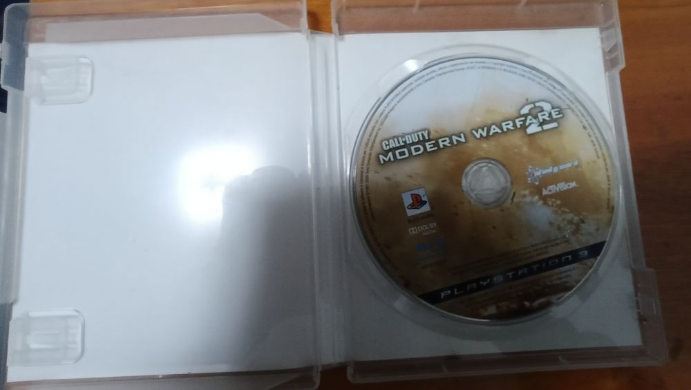 Vând call of duty PlayStation 3