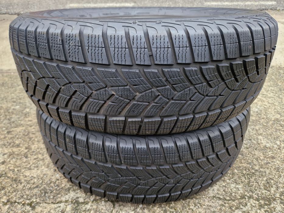 2anvelope iarna  225 65 17 Good Year