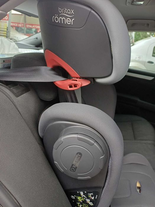 Scaun auto ISOFIX Britax Romer KIDFIX2 15-36 kg