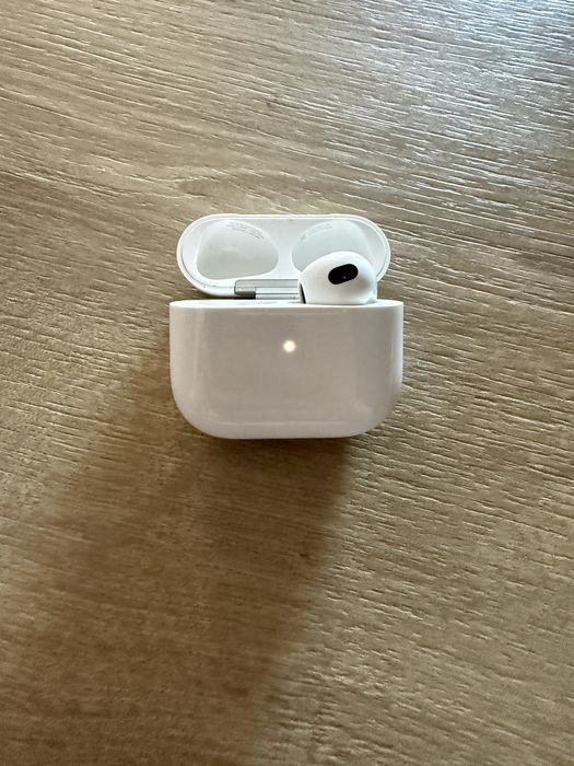 Кейс airpods 3 оригинал
