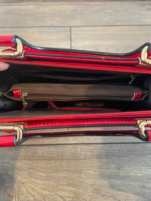 Продавам дамски чанти на Mona Visa & Particolari