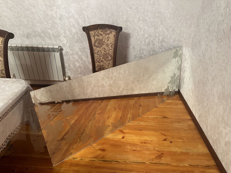 Зеркало навесной