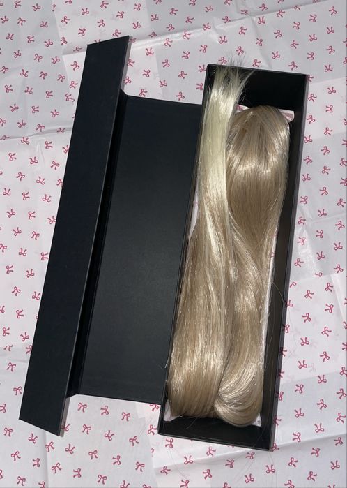 Coada de par extensie Silk Hair,Blond Ombre,60cm.Nou !