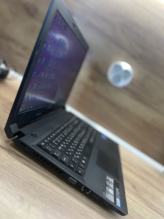 Лаптоп Lenovo IdealPad B51-30