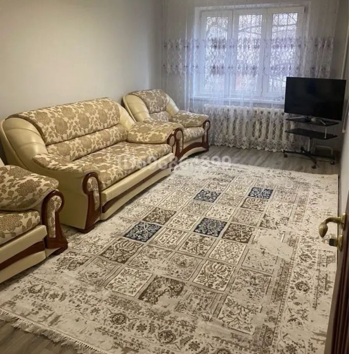 Диван с креслой