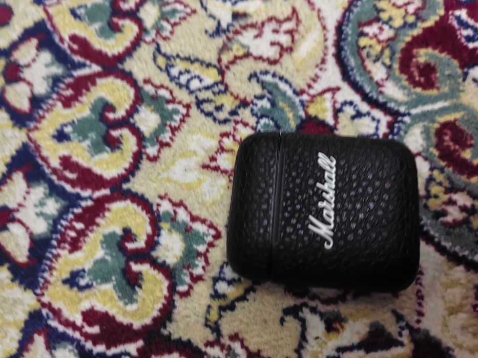 Наушники фирменные