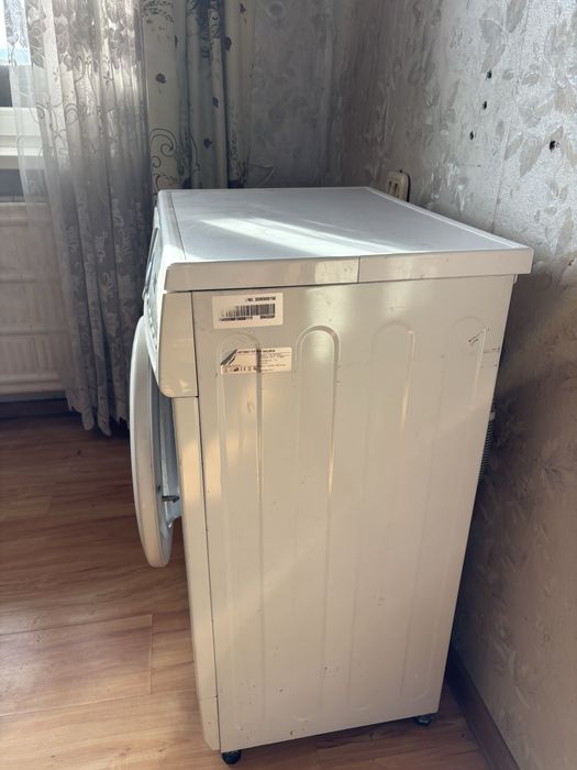 Стиральная машинка автомат