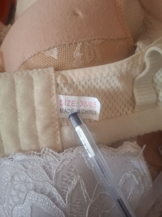 Продам бюстгалтера