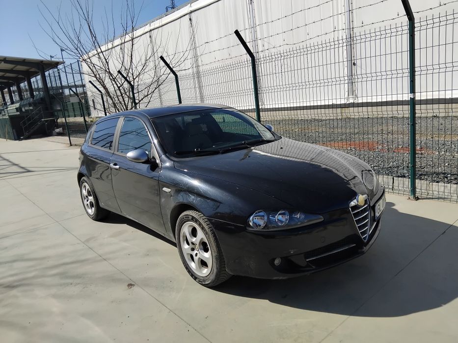 De vanzare alfa romeo
