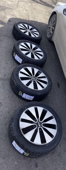 Колёса с дисками R17 215/50