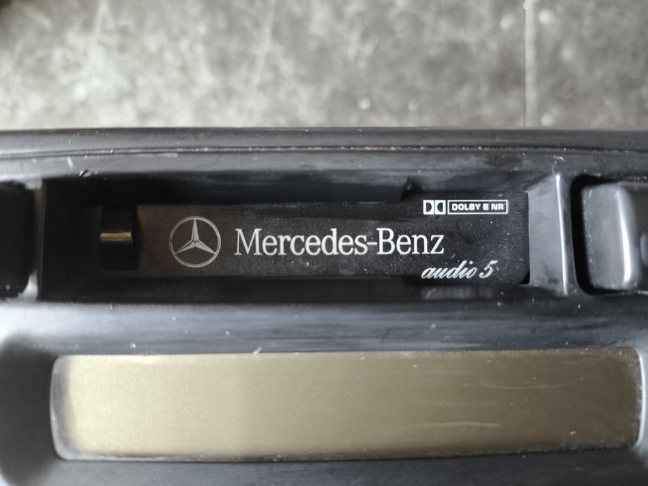 Ретро авторадио-касетофон Panasonic CQ-LP3920L / Mercedes-Benz  Audio