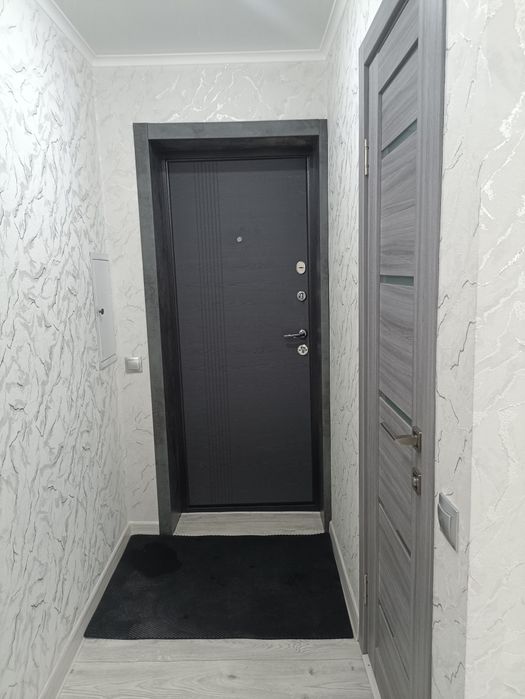 Люкс  район площади