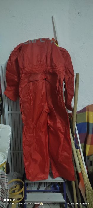 Продам бензино-маслостойкий комбез