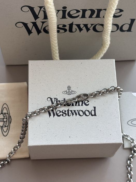 Vivienne Westwood гердан