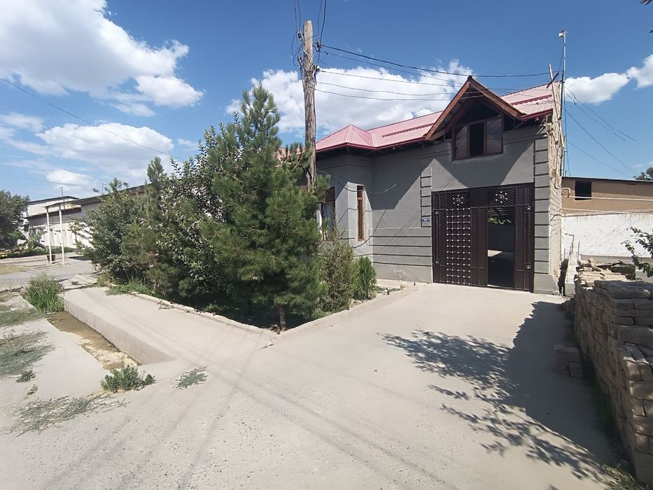 Uy sotiladi Erkin. yer narxida