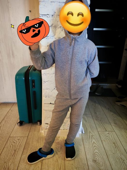 Uniqlo костюм детский 5-6 лет