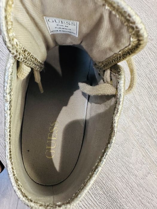 Женские кеды Guess