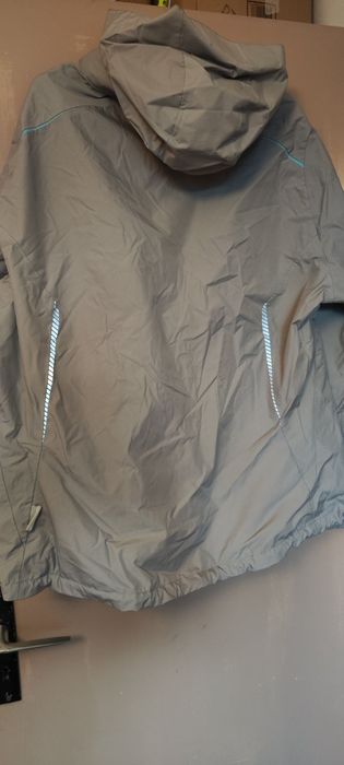 Дамско яке STRAUSS