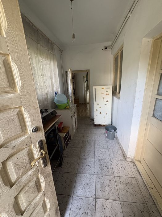 Inchiriez casă in Voluntari zona gheață