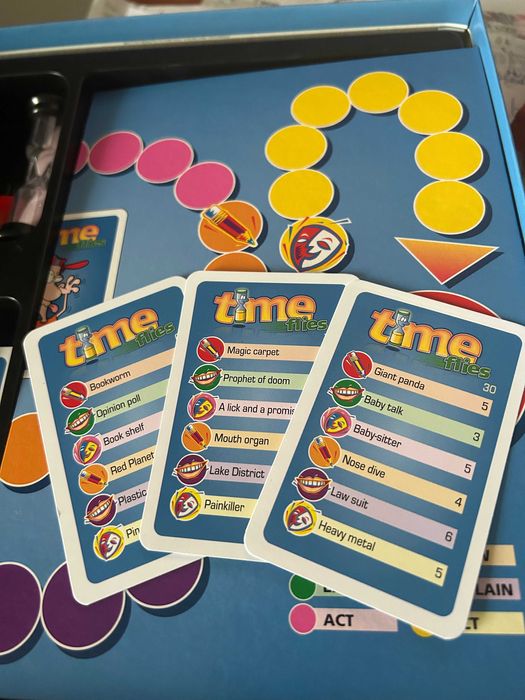 Joc de societate - Time Flies in limba engleza